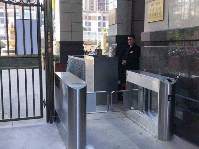 塞伯羅斯二維碼門禁 塞伯羅斯二維碼門禁