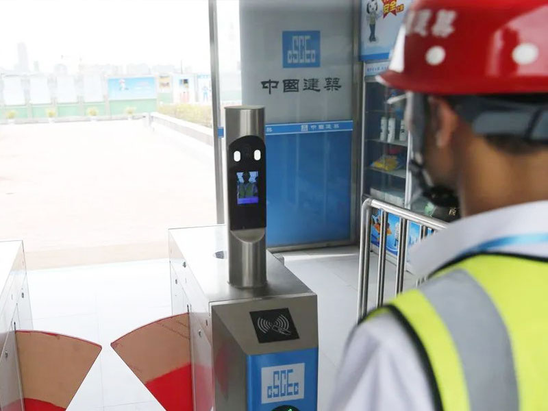 人臉識(shí)別機(jī)